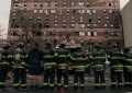 美国纽约发生30年来最大公寓楼火灾，致19人死亡，包括9名儿童