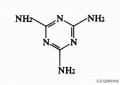 三聚氰胺是什么化工原料（三聚氰胺纸是什么材料做成的）