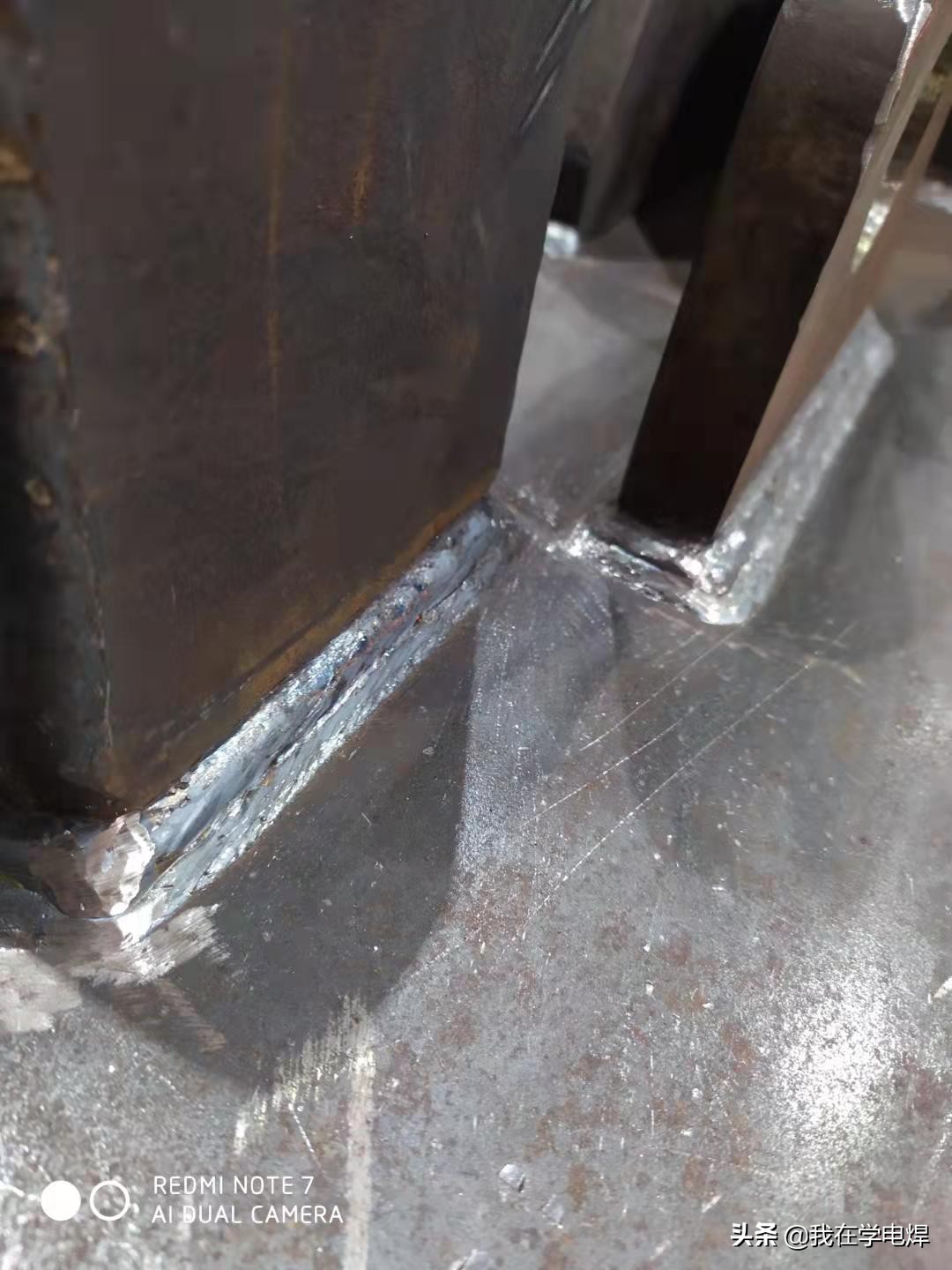 (槽钢)H型钢工字钢有什么区别-天津天物钢铁销售有限公司