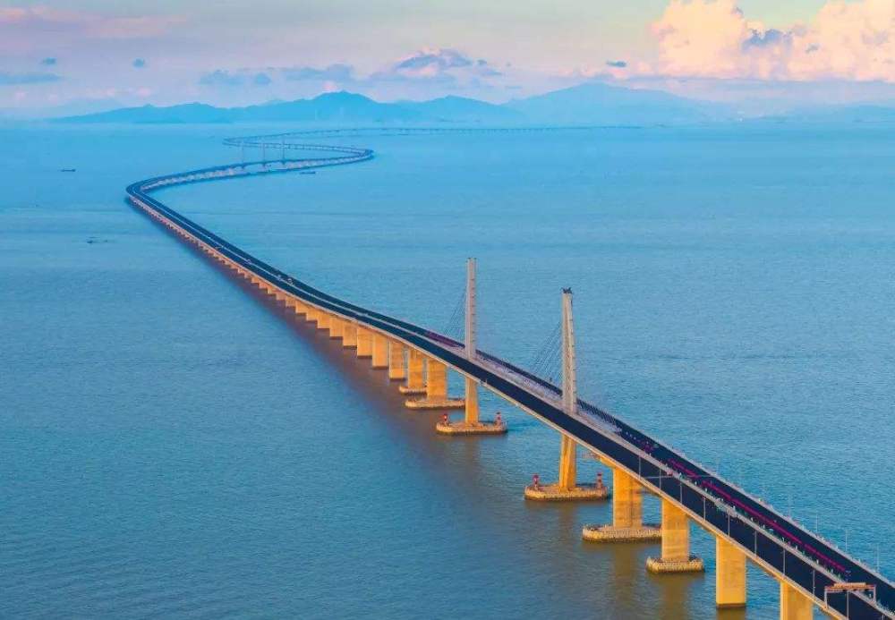 港珠澳大桥长度（港珠澳大桥长度多少公里）