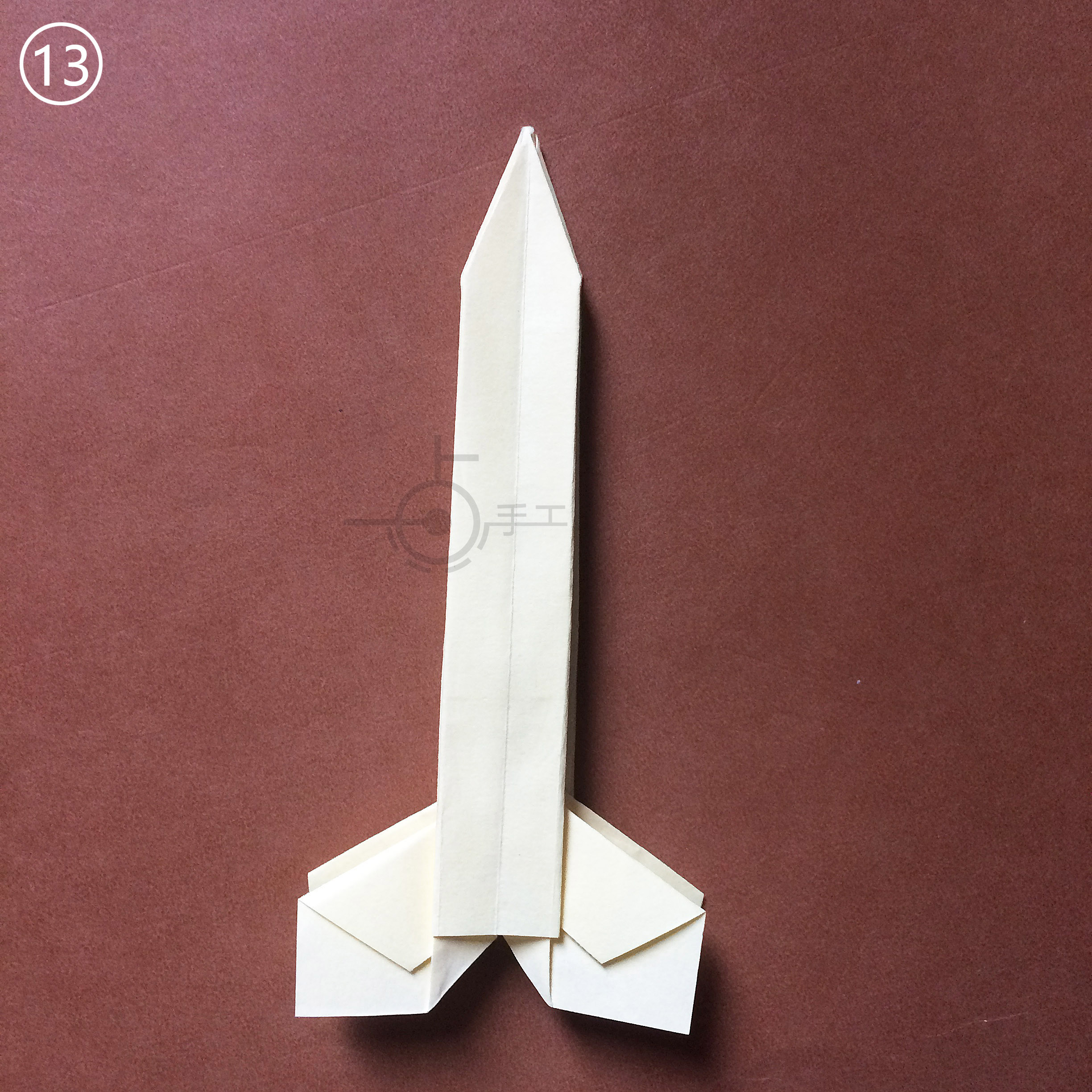 纸火箭的制作方法（简单自制可飞火箭教程）