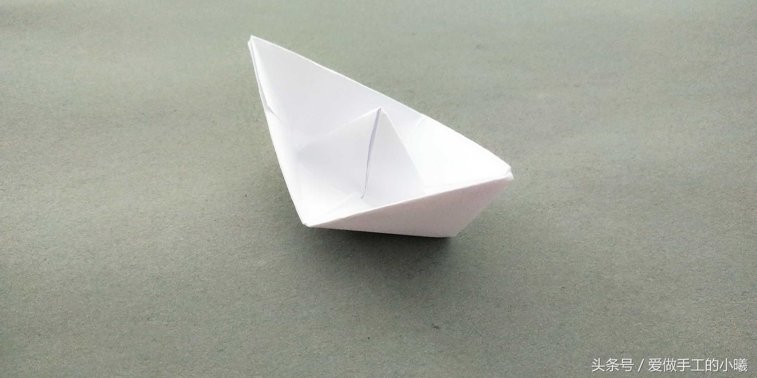 折纸船怎么折的（简单小船折纸教程）
