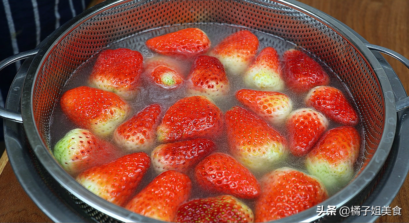 清洗草莓的正确方法（清洗草莓用盐还是苏打粉）