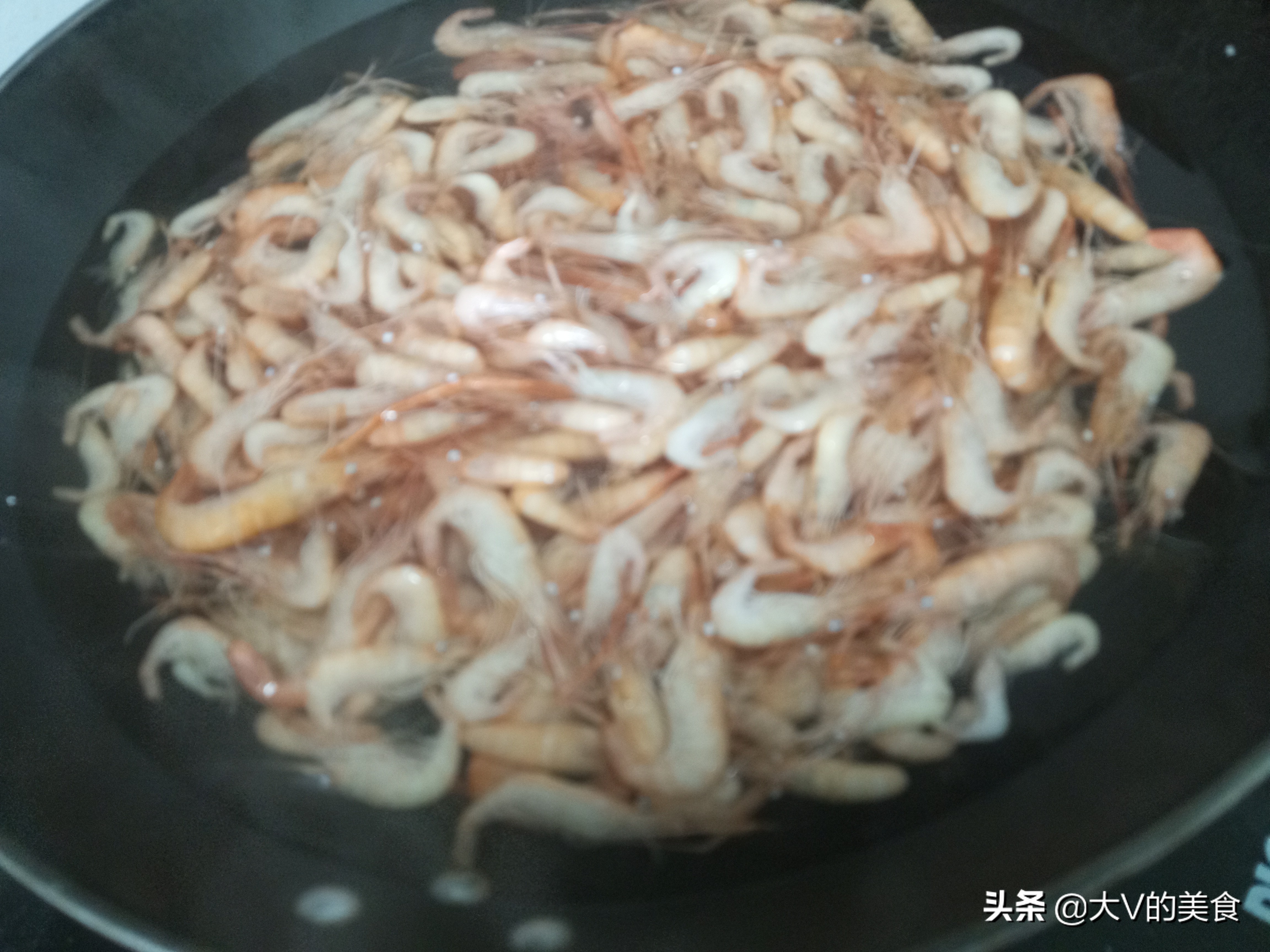 炒虾米的家常做法（鲜虾米怎么做好吃）