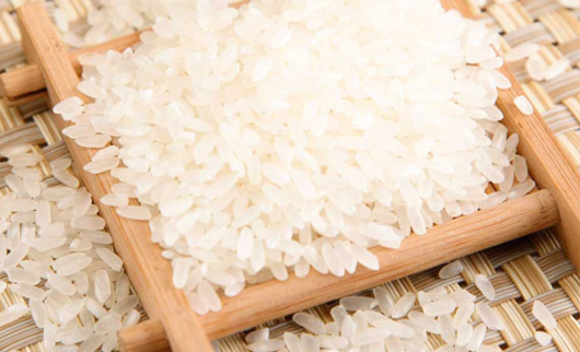 大米保质期多长时间（大米放了一年还能吃吗）