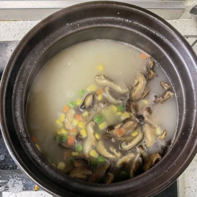 海鲜粥的做法（海鲜粥里面放什么好吃）