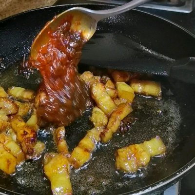 茄子肉丁打卤面的做法（全家都爱吃的茄子肉丁打卤面原来做法这么简单）