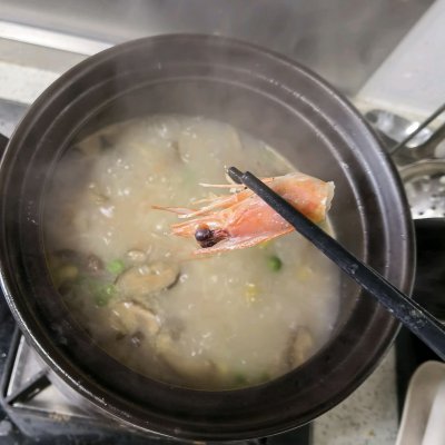 海鲜粥的做法（海鲜粥里面放什么好吃）