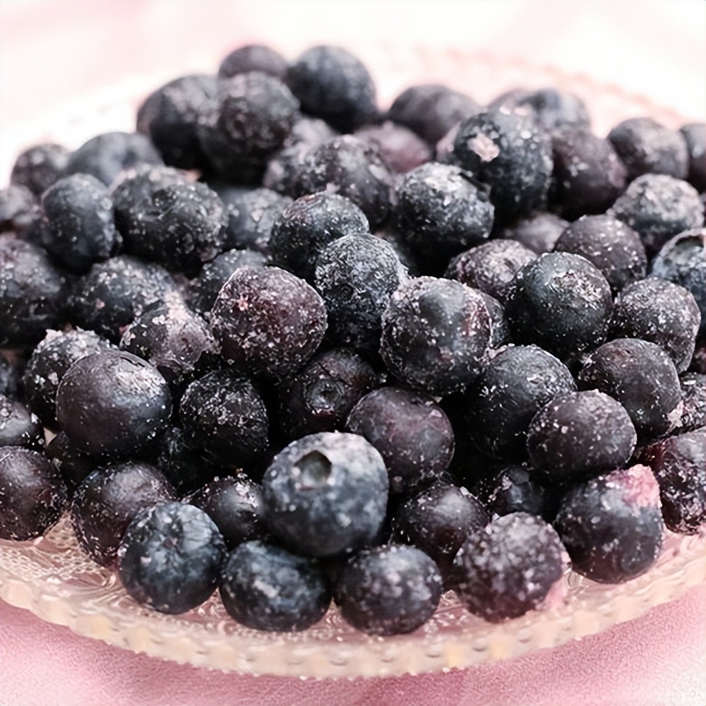 蓝莓的吃法有哪些（蓝莓这样做太好吃了）