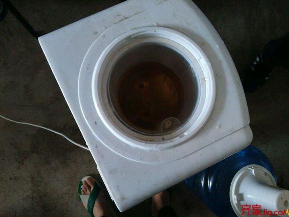 如何清洗饮水机（正确清洗方法确保喝下的水洁净健康）