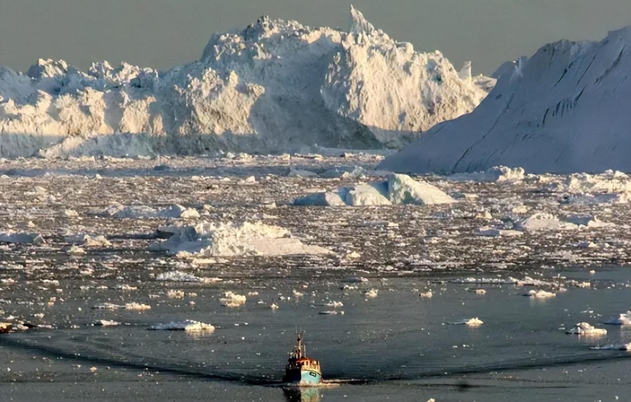 冰川融化海平面上升的危害（南极冰川消融的原因及危害）