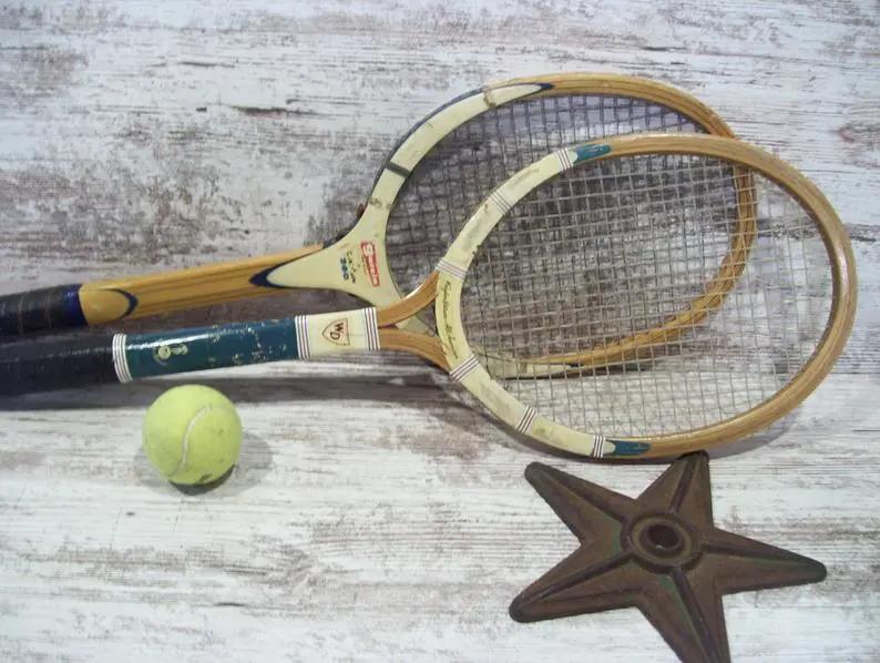 初学者网球拍的选择方法（网球Xīn手必读的网球拍的极简选购指南）