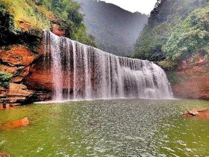 贵州旅游十大景点排名榜单（贵州旅游必打卡地点清单）