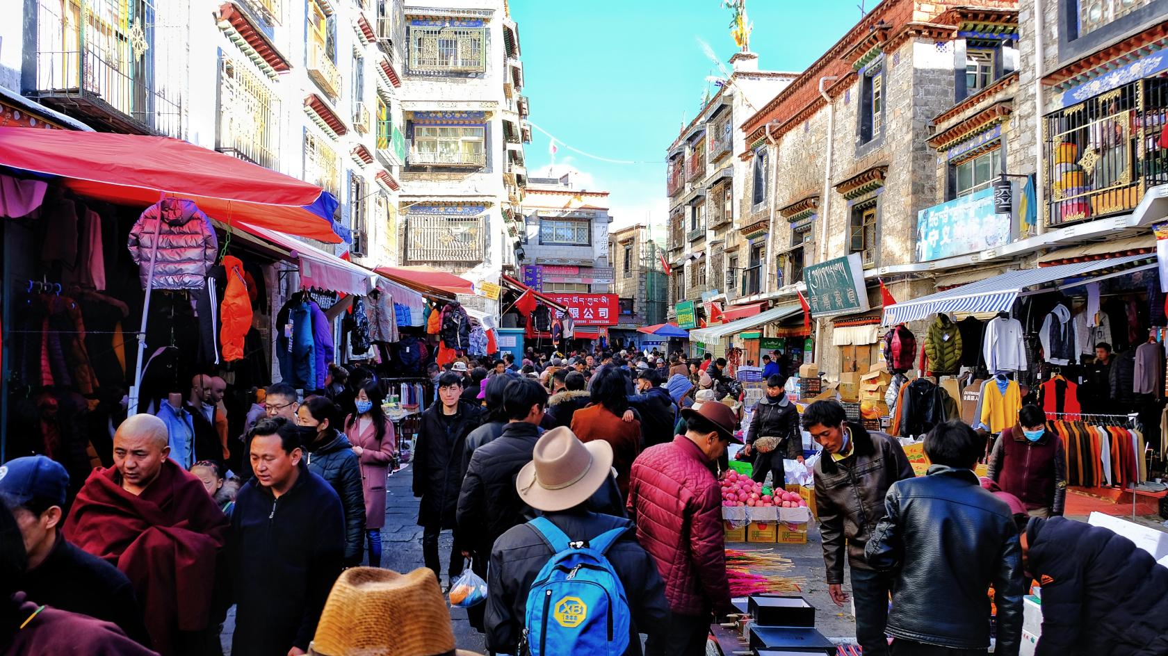 拉萨特产在哪里买最便宜（分享几个购买西藏特产的地方）