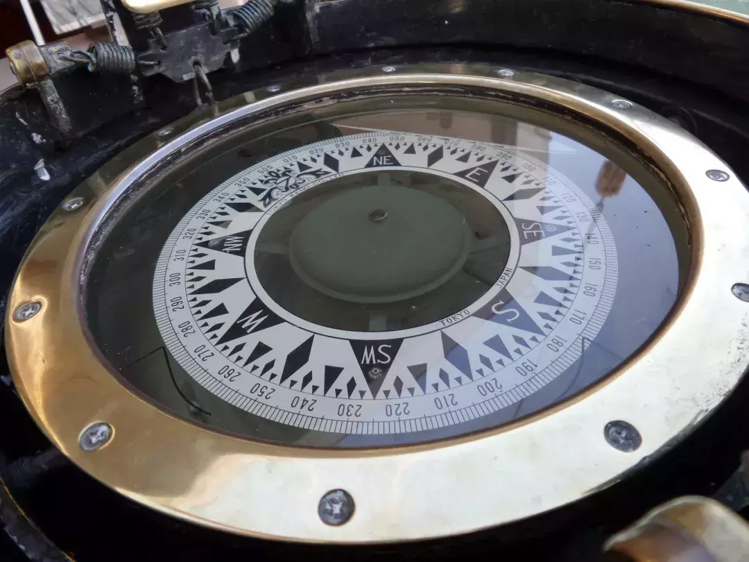 古代指南针发明过程（古代人民发明和应用指南针的故事）