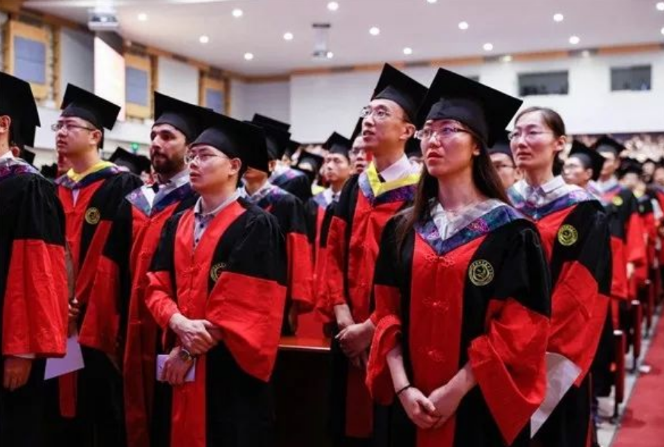 中国最高学位和最高学历是什么（一文了解我国最高学位和学历）